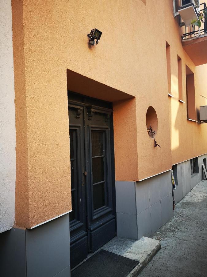 Serdika Station, Bright&cozy Apartament *